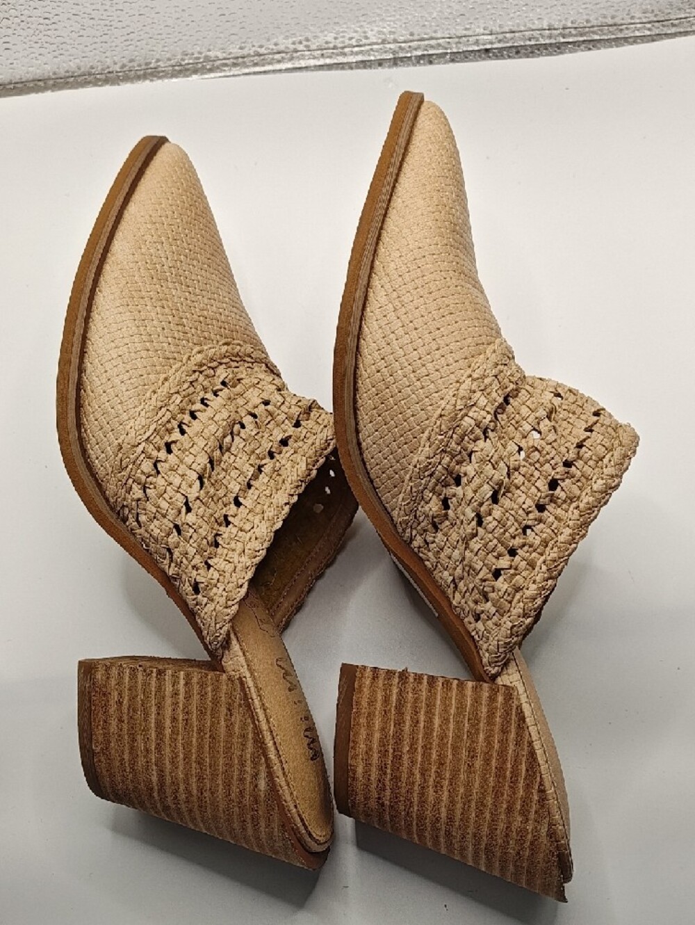 Mi.im. Leather Woven Pointed-Toe Mules in Tan 8.5 - Picture 5 of 9